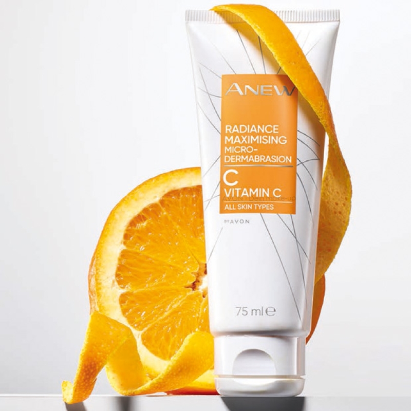 AVON ANEW RADIANCE MAXIMISING Mikrodermabrasion Gesichtspeeling für einen strahlenden Teint  / Probe